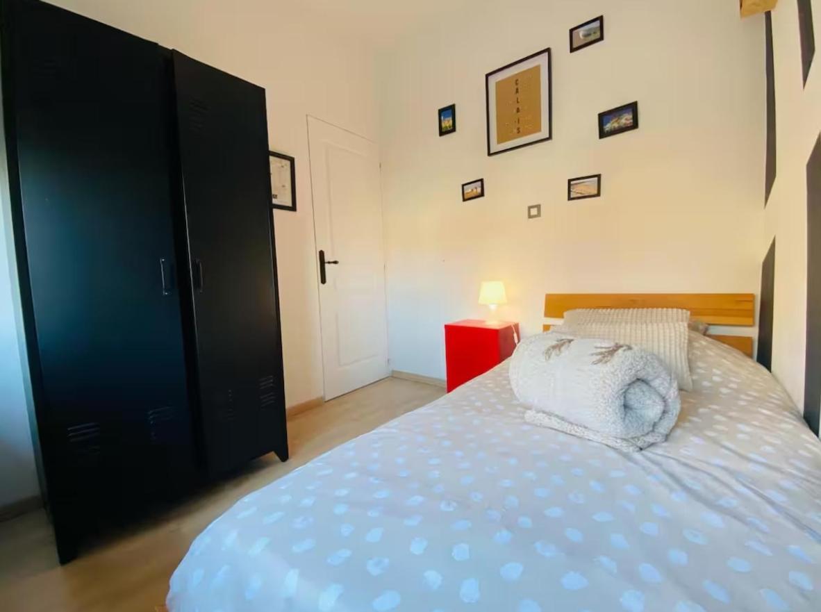 Chambre Privee Au Coeur De Calais Exteriör bild